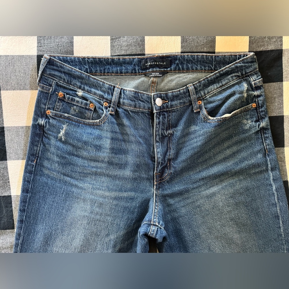 Aeropostale Mid Rise Ankle Straight Jeans